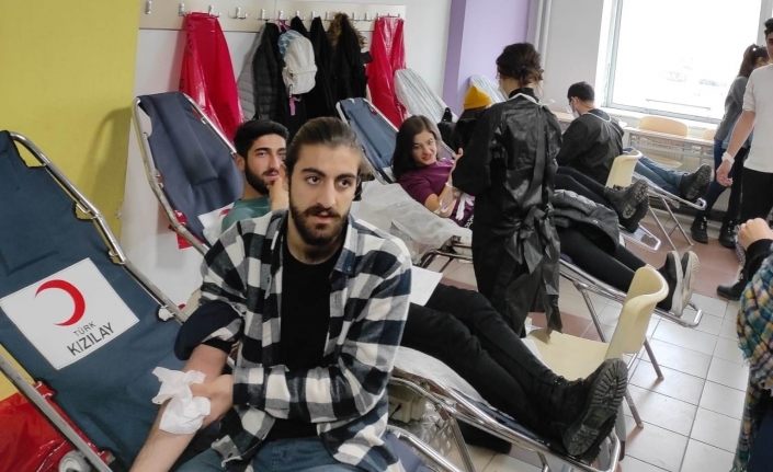 Atak Çaba’dan Kızılay’a kan desteği