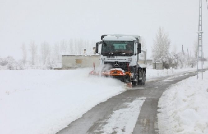 Gürpınar Belediyesi’nden kış mesaisi
