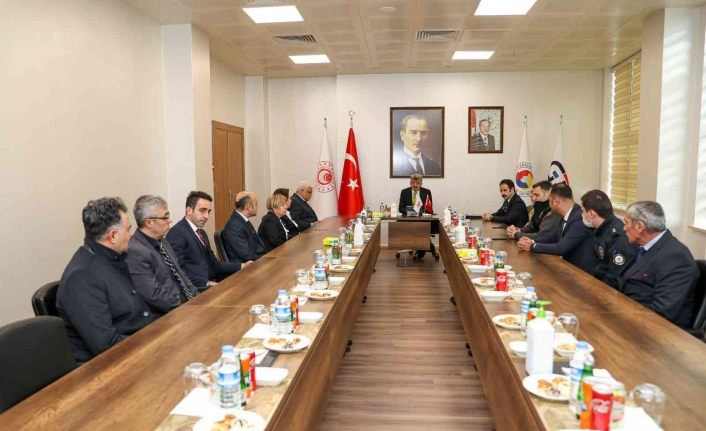 Vali Bilmez Kapıköy Gümrük Kapısı’nı ziyaret etti