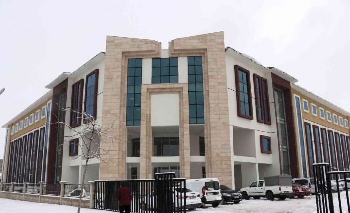 Van Defterdarlığı yeni hizmet binasına taşındı