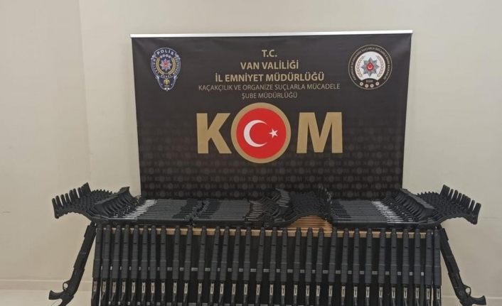 Van’da 150 pompalı av tüfeği ele geçirildi