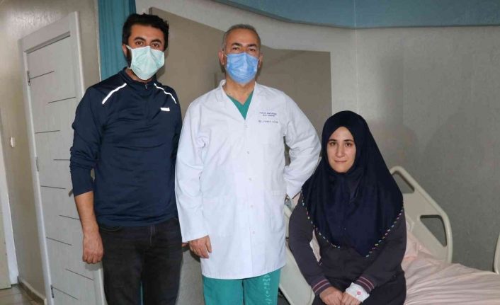 Bir hastada bulunan üç glomus tümörü tek seansla çıkarıldı