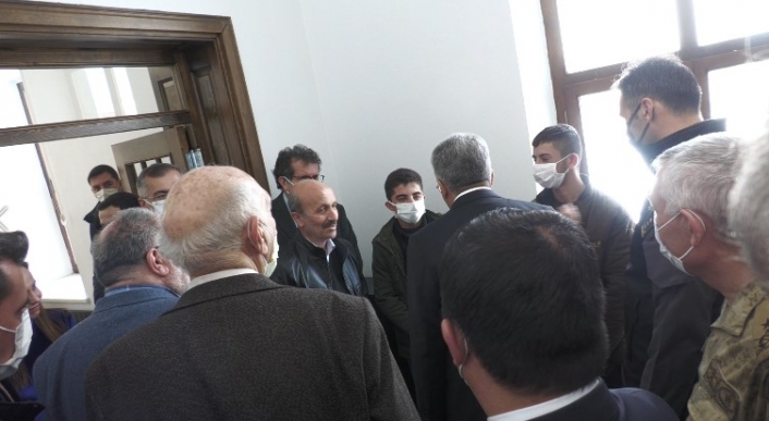 Van Valisi Bilmez ’den, öğrencilere özel ilgi