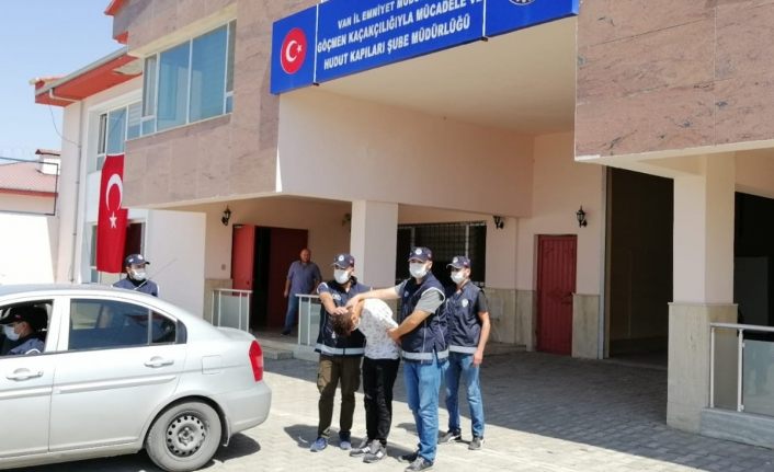 Van’da 2 organizatör yakalandı