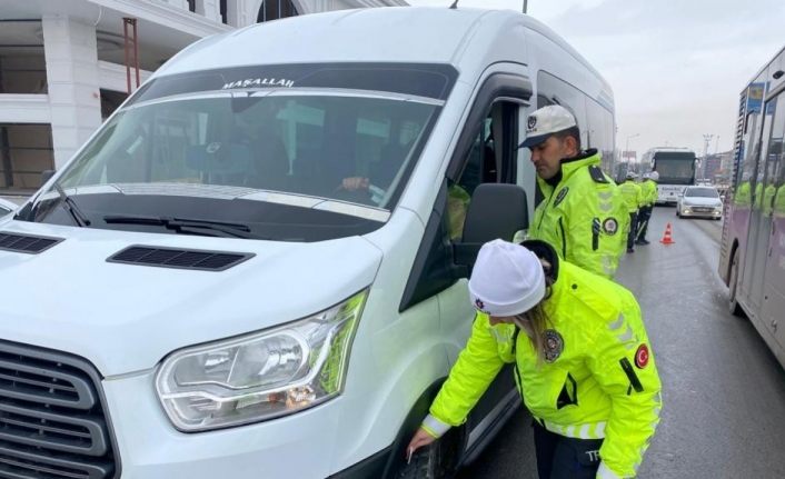 Van’da kış lastiği denetimi