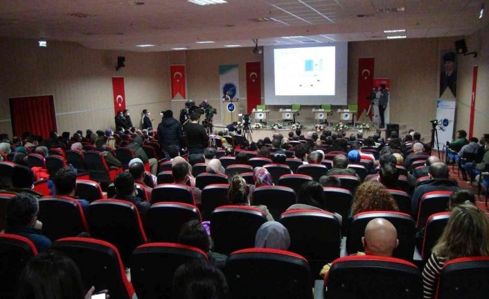Van’da Turkovac paneli düzenlendi