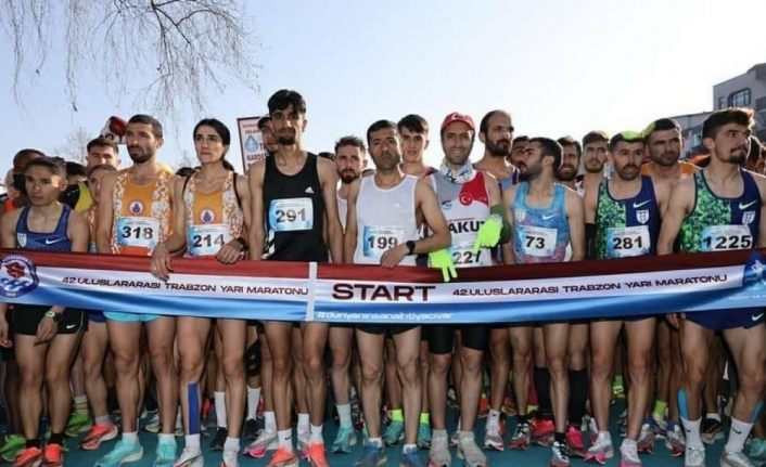 Vanlı atletler maratondan 2 madalyayla döndüler