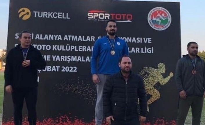Vanlı sporcular dört madalyayla döndüler