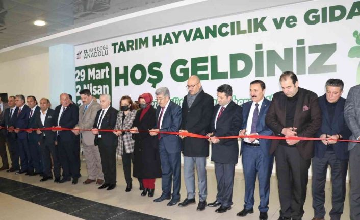 12. Van Doğu Anadolu Tarım Hayvancılık ve Gıda Fuarı kapılarını açtı