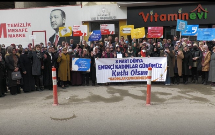 AK Partili Duran “ Büyük Türkiye hedefimizi kadın erkek omuz omuza gerçekleştireceğiz” 