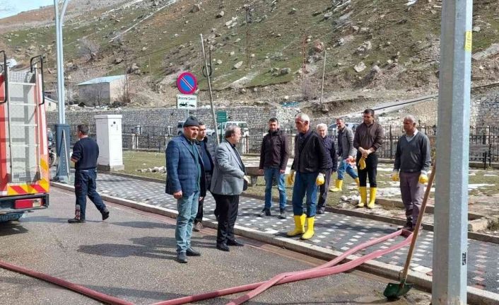 Bahçesaray belediyesinden bahar temizliği