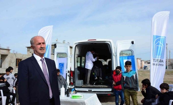 Çocukların bayram tıraşı Tuşba Belediyesinden