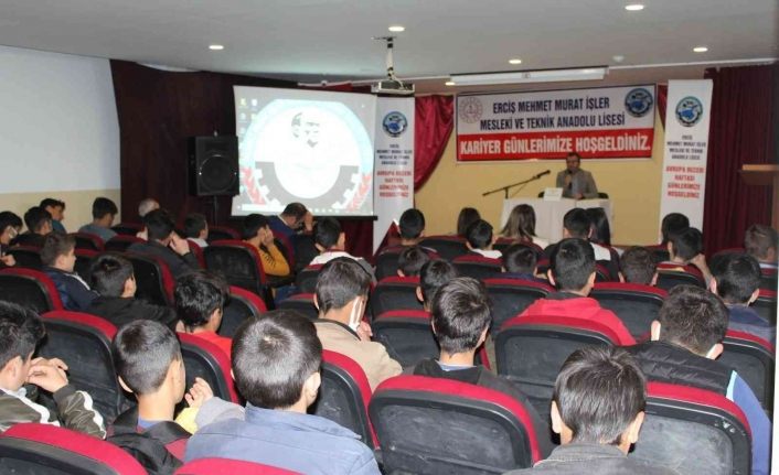 Ercişli öğrencilere ‘Çevre ve Van Gölü Havzası’ eğitimi