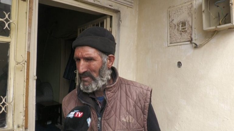 Van Beyüzümü Mahallesinde 8 aydır elektriksiz yapıyor