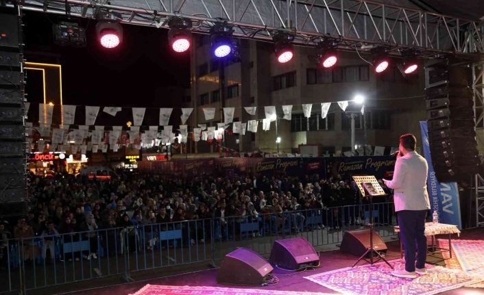 Van Büyükşehir Belediyesinin Ramazan etkinlikleri coşkuyla sürüyor