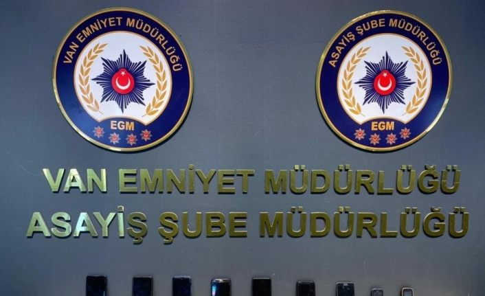 Van’da 22 şahıs tutuklandı