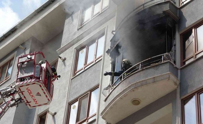 Van’da bir evde çıkan yangın korkuttu