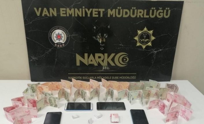 Van’da ‘torbacı’ operasyonu