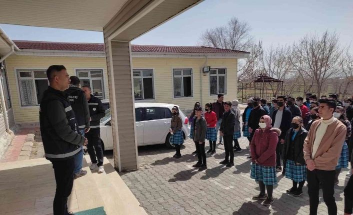 Van’daki okullarda ‘inci kefali’ eğitimi
