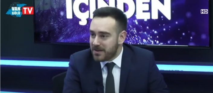 Vanlılardan PKK’ya kırmızı kart!