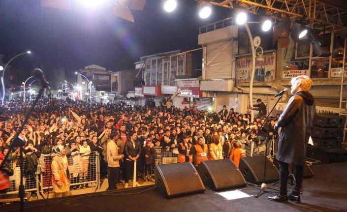 Başkale’de ’Manuş Baba’ coşkusu