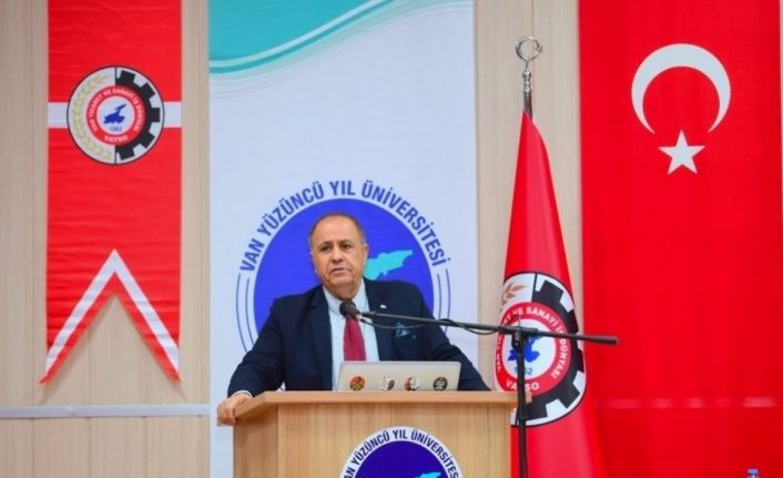 Başkan Kandaşoğlu: “Van’a değer katmak için gece gündüz çalışıyoruz”
