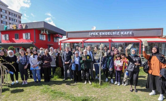 İpekyolu’nda ‘Kitap Tahlil Programı’ devam ediyor