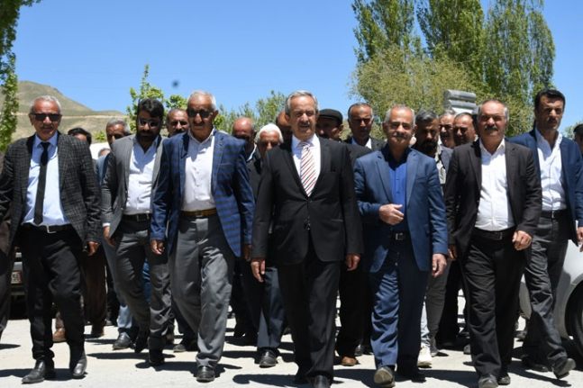 Pinyanişi Aşireti'nin yeni lideri belirlendi