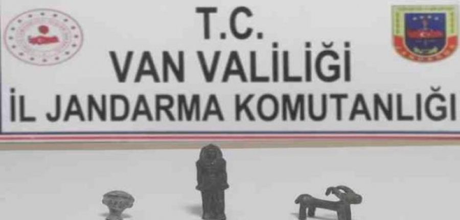 Urartulara ait tarihi eserleri satmak için Van’a gelen şahıs yakalandı