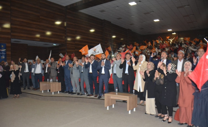 Van AKparti’den mahalle başkanlarına eğitim…