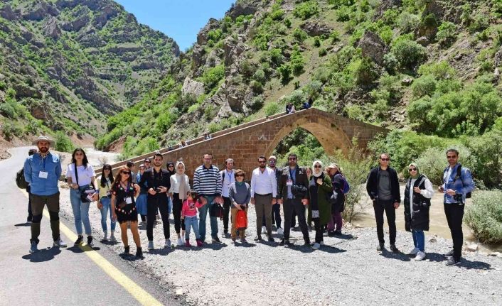 Van Fotoğraf Maratonu" Çatak’ta devam etti
