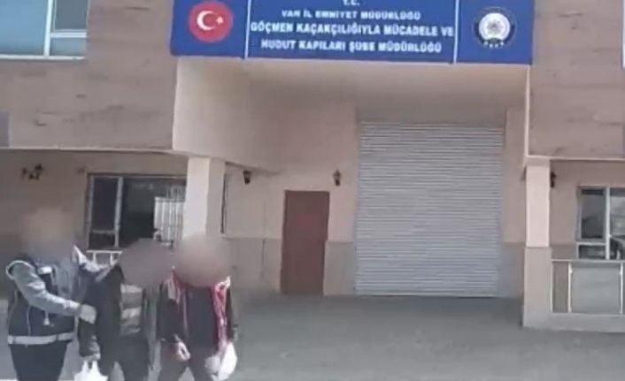Van’da 5 organizatör tutuklandı, ‘şok ev’ tabir edilen metruk yapı yıktırıldı