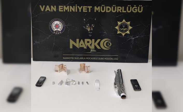 Van’da ‘torbacı’ operasyonu