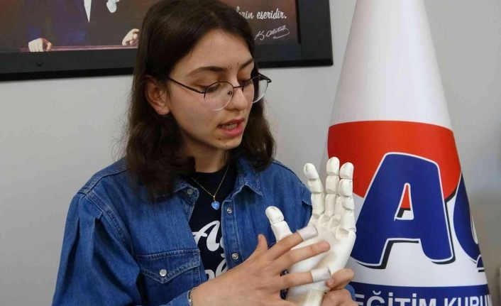 Vanlı öğrenci EMG sinyalleri ile uzaktan çalışan protez el yaptı