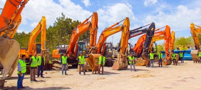 Van Büyükşehir Belediyesi çiftçiyi su ile buluşturuyor