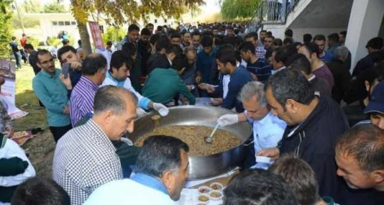 Eğitim Bir-Sen YYÜ