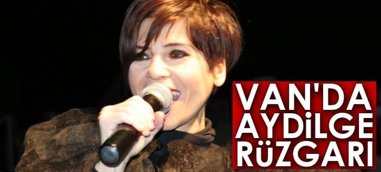 Vanlılar Aydilge konseri ile coştu