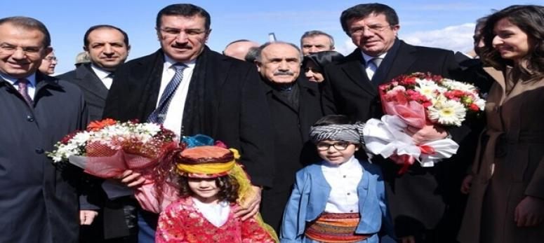 Bakanlar Tüfenkçi ve Zeybekci Van
