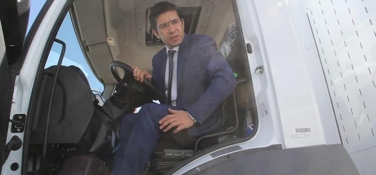 Başkale Belediyesi araç filosunu genişletiyor