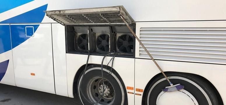 Yolcu otobüsünde 14 bin paket kaçak sigara ele geçirildi