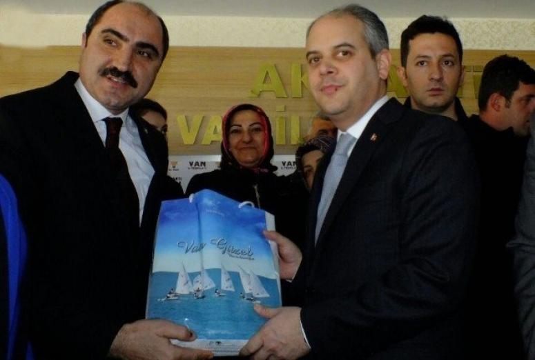 Bakan Kılıç AK Parti Van İl Başkanlığı