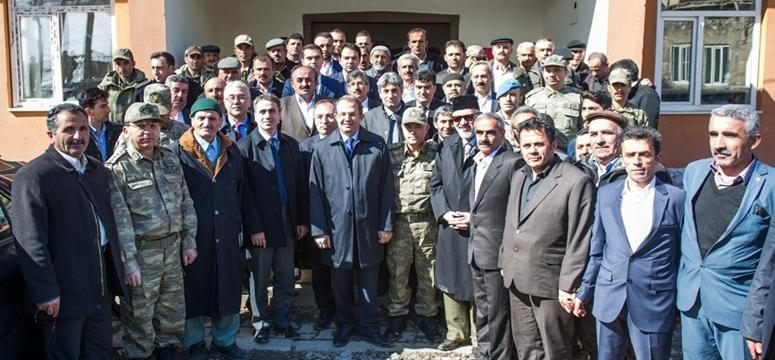Vali ve Büyükşehir Belediye Başkan Vekili Taşyapan
