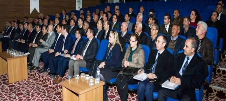 Vali Taşyapan, muhtarlarla bir araya geldi