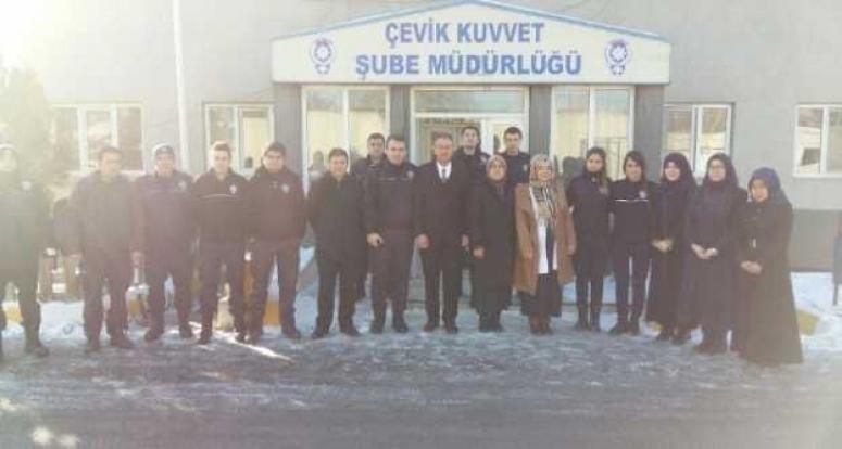 Çevik Kuvvet polisine taziye ziyareti
