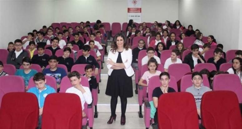 Çocuğunuzu okula ilginizle alıştırın