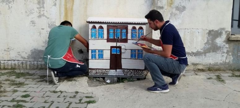 Çaldıran Belediyesinden ilçeyi güzelleştirme çalışması
