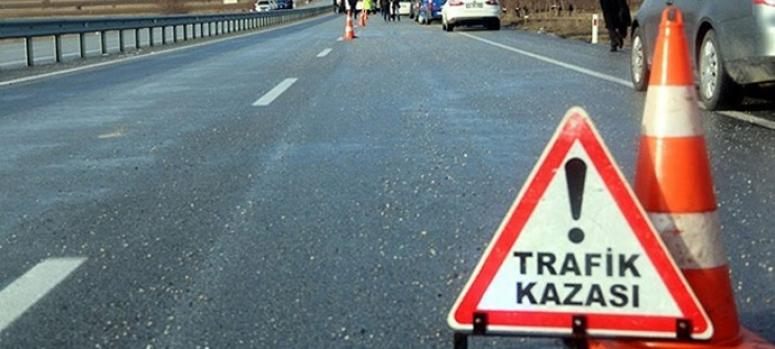 Kamyonet şarampole yuvarlandı: 1 ölü, 2 yaralı