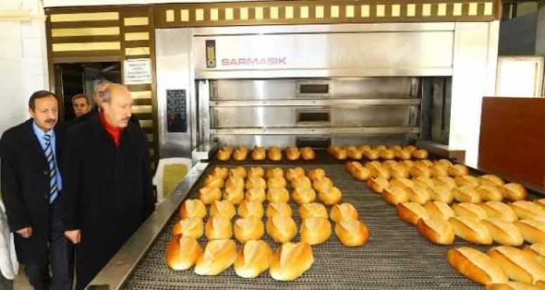 Van Büyükşehir Belediyesi zabıtası fırınları denetliyor