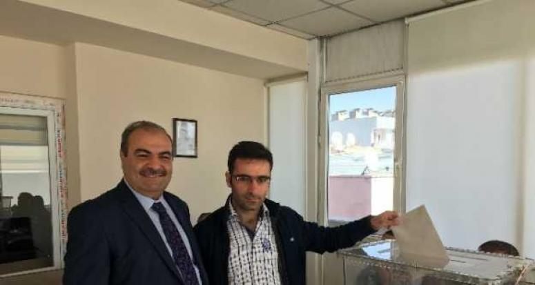 Büro Memur-Sen Van Şube Başkanı Gülaçar Güven Tazeledi