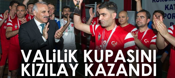 Valilik kupasını Kızılay kazandı